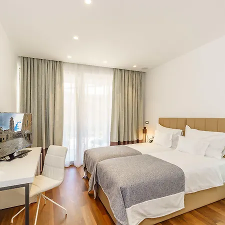 Oasis Life ベッド・アンド・ブレックファスト