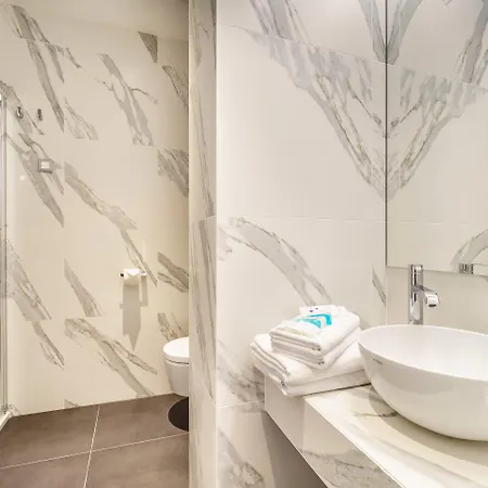 Oasis Life スプリト