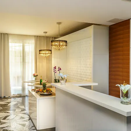 ベッド・アンド・ブレックファスト Oasis Life