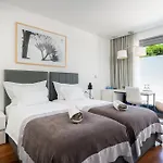 Oasis Life Bed & Breakfast 4*