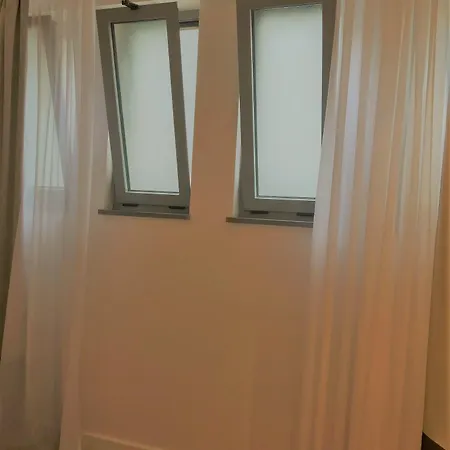 Oasis Life Bed and Breakfast Σπλιτ