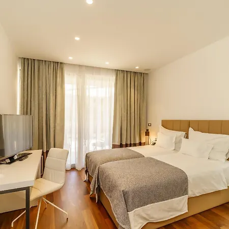 Oasis Life לינה וארוחת בוקר ספליט