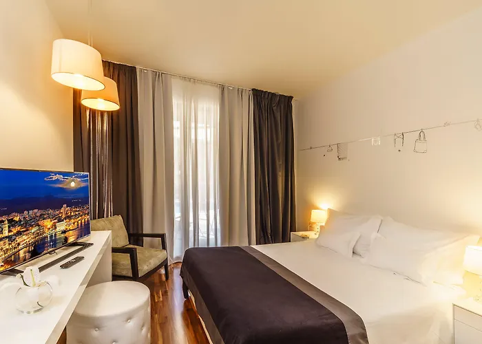 Oasis Life Bed & Breakfast 4*