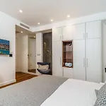 Oasis Life 4*