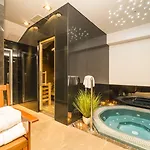 Oasis Life