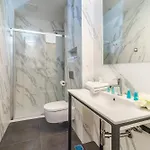 Oasis Life سبليت